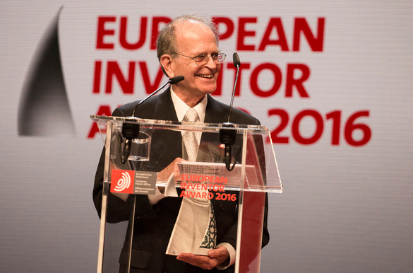 Создатель ESP Антон ван Зантен удостоен премии «Изобретатель года»