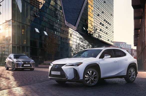 Lexus UX: старт продаж