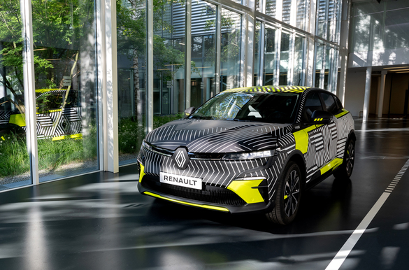 Renault анонсирует свое участие в Мюнхенском автосалоне 2021 и обещает мировую премьеру