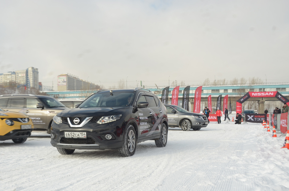 Nissan X-Tour в Новосибирске