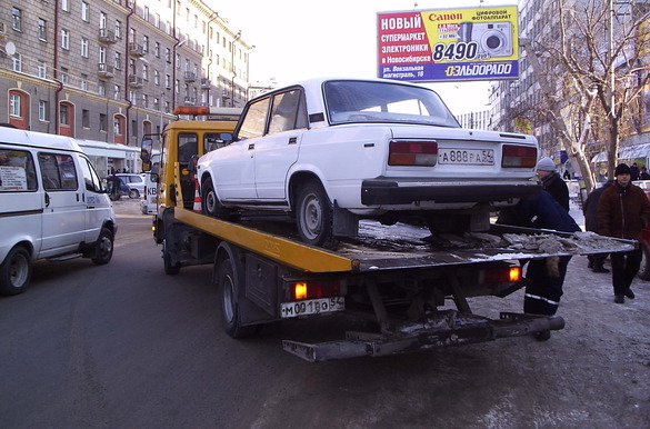 Забрать машину со штрафстоянки в Новосибирске станет проще