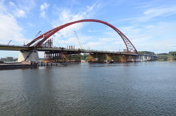Бугринский мост выдержал 600 тонн