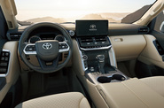 Toyota Land Cruiser 300 дебютировал. Обзор флагмана
