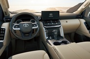 Toyota Land Cruiser 300 стартовал в продажах в России