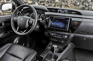 Тестируем Toyota Hilux – самый недешевеющий пикап российского рынка