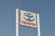 Глобальные продажи Toyota превысили 8 миллионов авто в 2021 году
