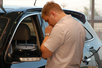 Чем пахнет новый автомобиль