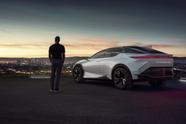 Lexus презентовал свое будущее в концепции предложения нужных продуктов в нужном месте в нужное время