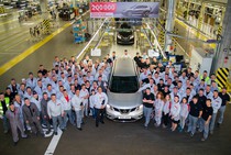 Nissan отпраздновал выпуск 200 000-ого автомобиля на заводе в Санкт-Петербурге