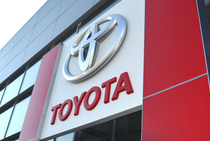 Toyota скорректировала производственные планы в сторону уменьшения