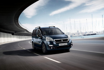 Новый пассажирский Peugeot Partner Crossway доступен для заказа