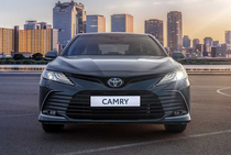 Toyota Camry подтвердила статус глобального бестселлера в среднеразмерном сегменте