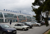 Аэропорт Толмачёво усовершенствовал парковочную систему