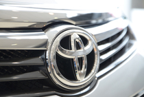 Хет-трик Toyota в премии «Внедорожник года – 2017»