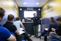 «Академия Механиков Mobil Delvac» провела в Новосибирске серию тренингов для механиков СТО и студентов технических ВУЗов и СУЗов
