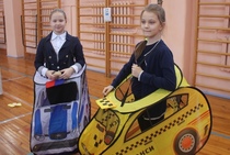 Новосибирские школьники изучают «Азбуку дорог»