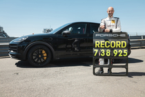 Новый Porsche Cayenne установил новый рекорд