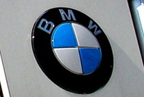 BMW повысит цены на свои автомобили в России