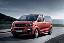Peugeot Traveller дебютирует в июле